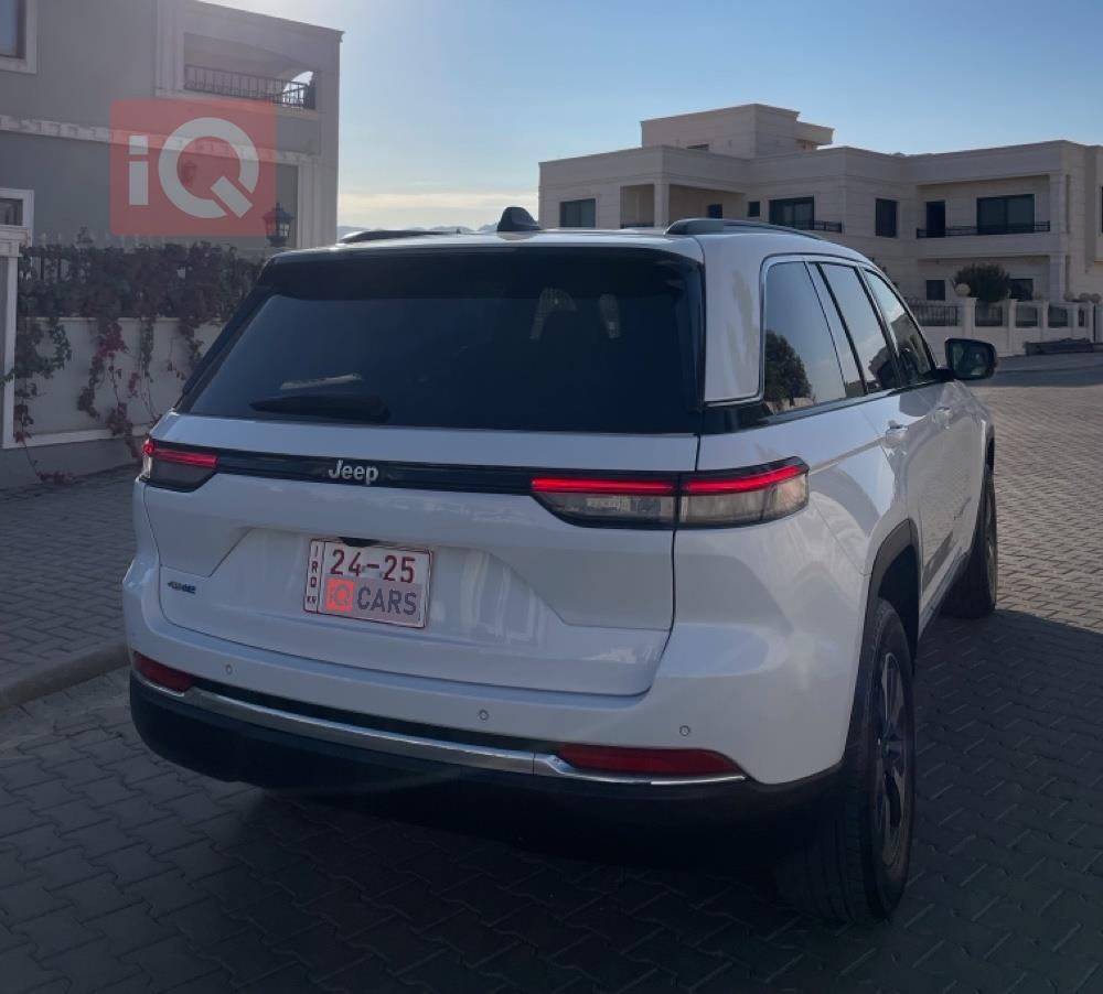 جيب جراند شيروكي